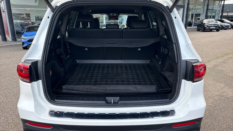 Mercedes-Benz GLB 220d 4Matic AMG Line Premium 5dr 8G-Tronic Diesel Estate